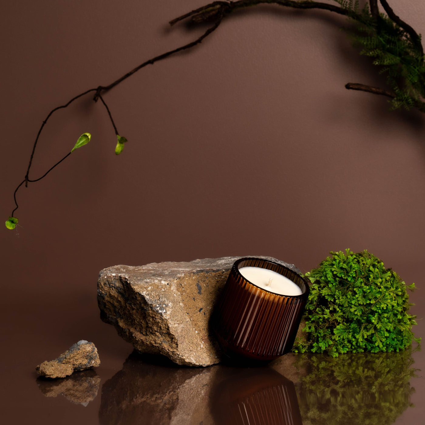 (Classic Scents) Amber Retro Ribbed Candle